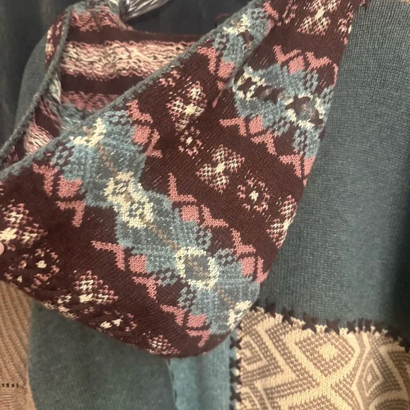 Anthropologie Sleeping on Snow Patchwork Hooded Cape‎ Shawl Rare Sweater Boho - Picture 12 of 14